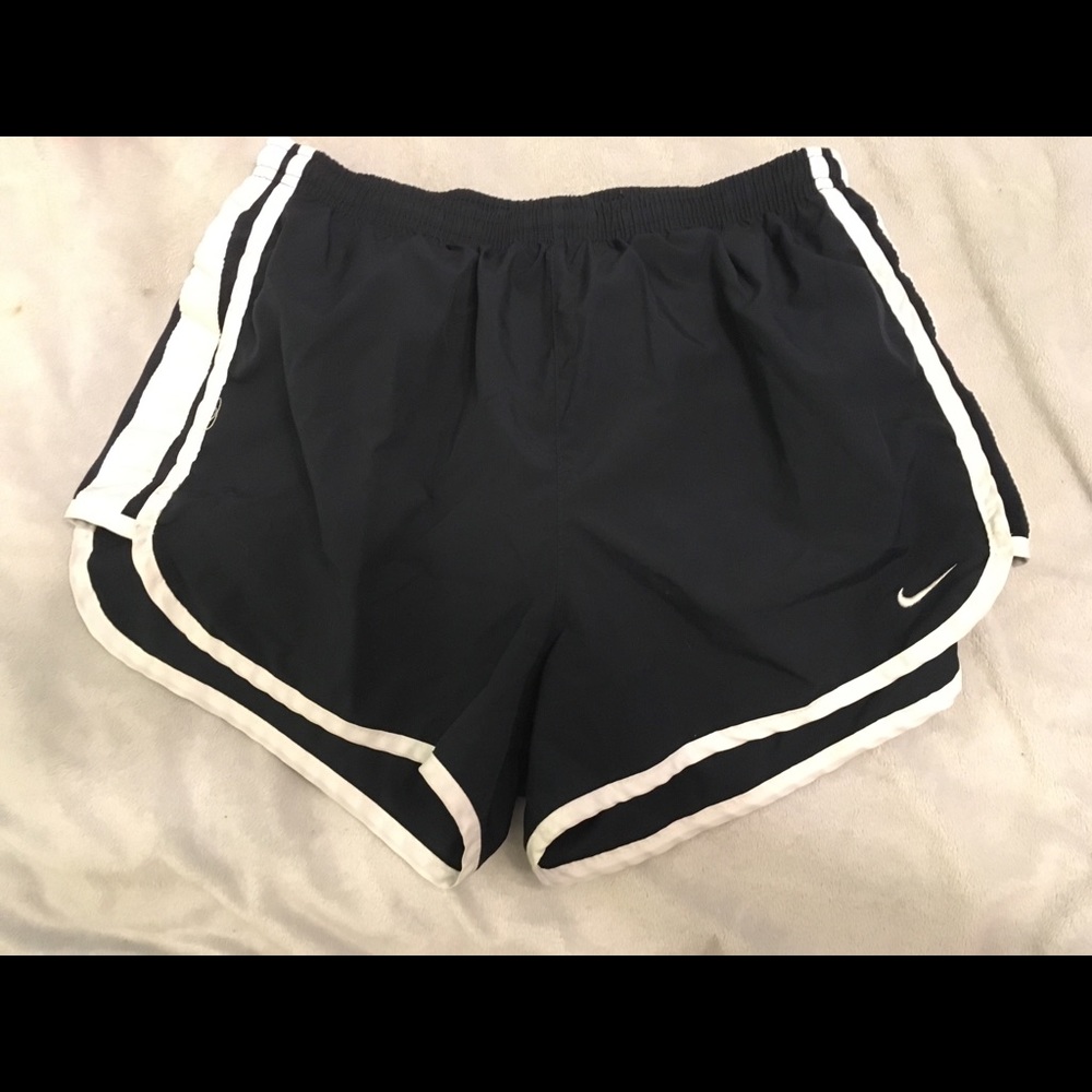 Nike tempo size small gym shorts